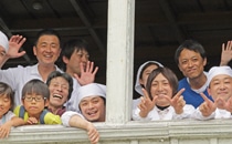 まにワッショイ